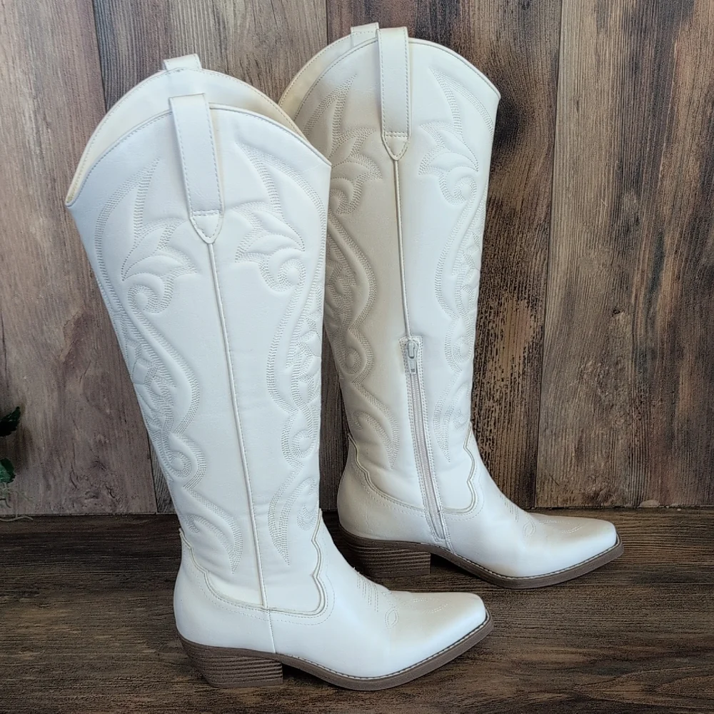 Wild Fable NWT Kenzie White Over the Knee Western Boots M194
